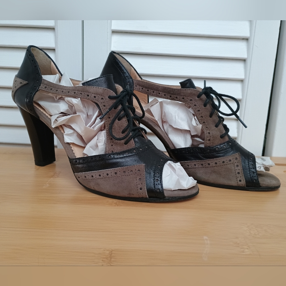 Taryn Rose Genuine Italian Leather Black And Brown Women's Heels 3" Size 40 1/2